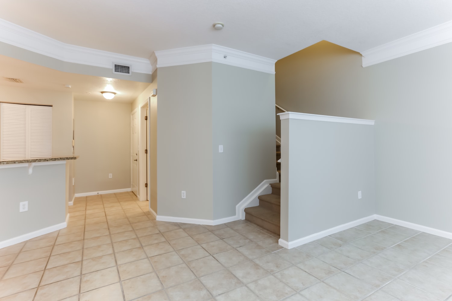 145 Galicia Way photo 4