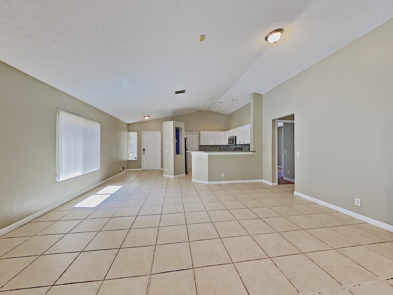 1380 Presidio Dr photo 5
