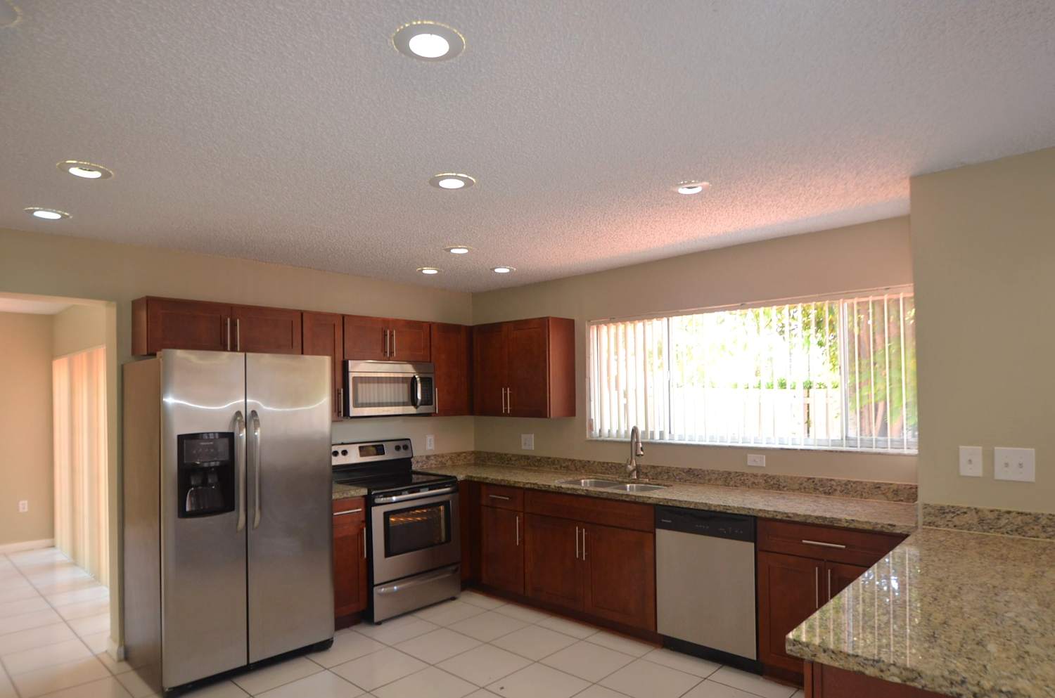 14661 SW 93rd Ln photo 5