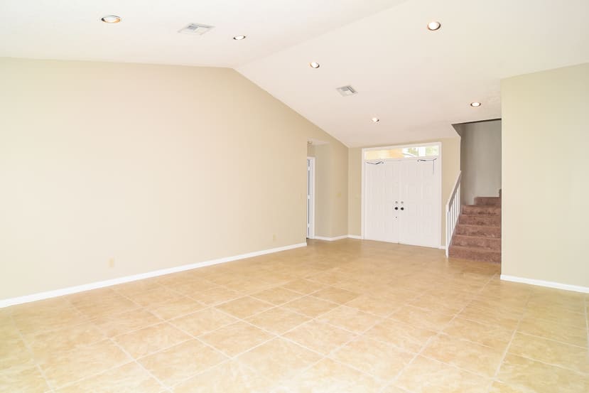 5215 NW 51st Ct photo 2