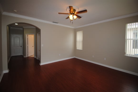 2302 SW 125th Ave photo 5