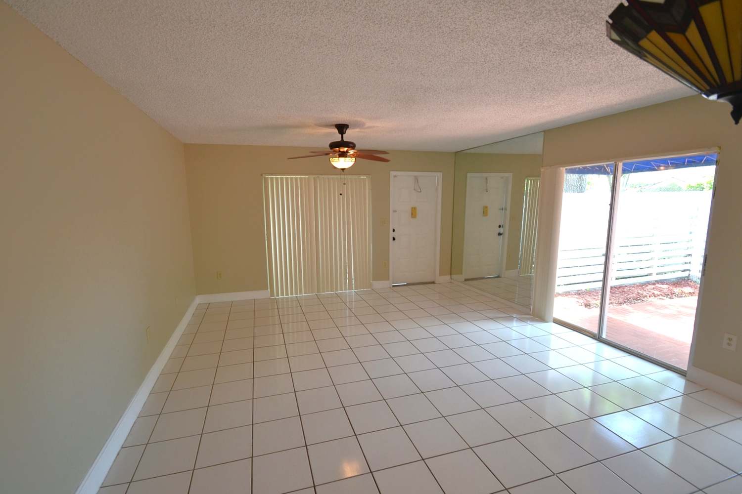 14388 SW 98th Ter photo 2
