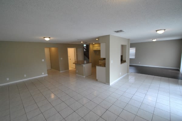 10364 Sunstream Ln photo 5