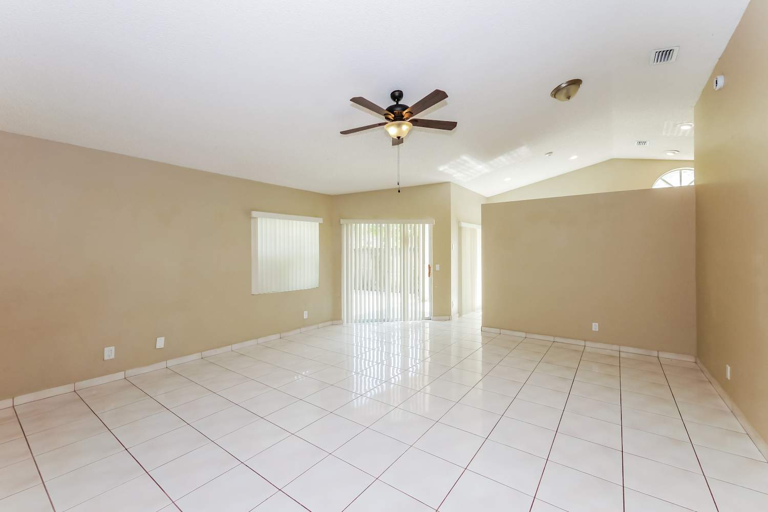 1531 Garden Rd photo 5