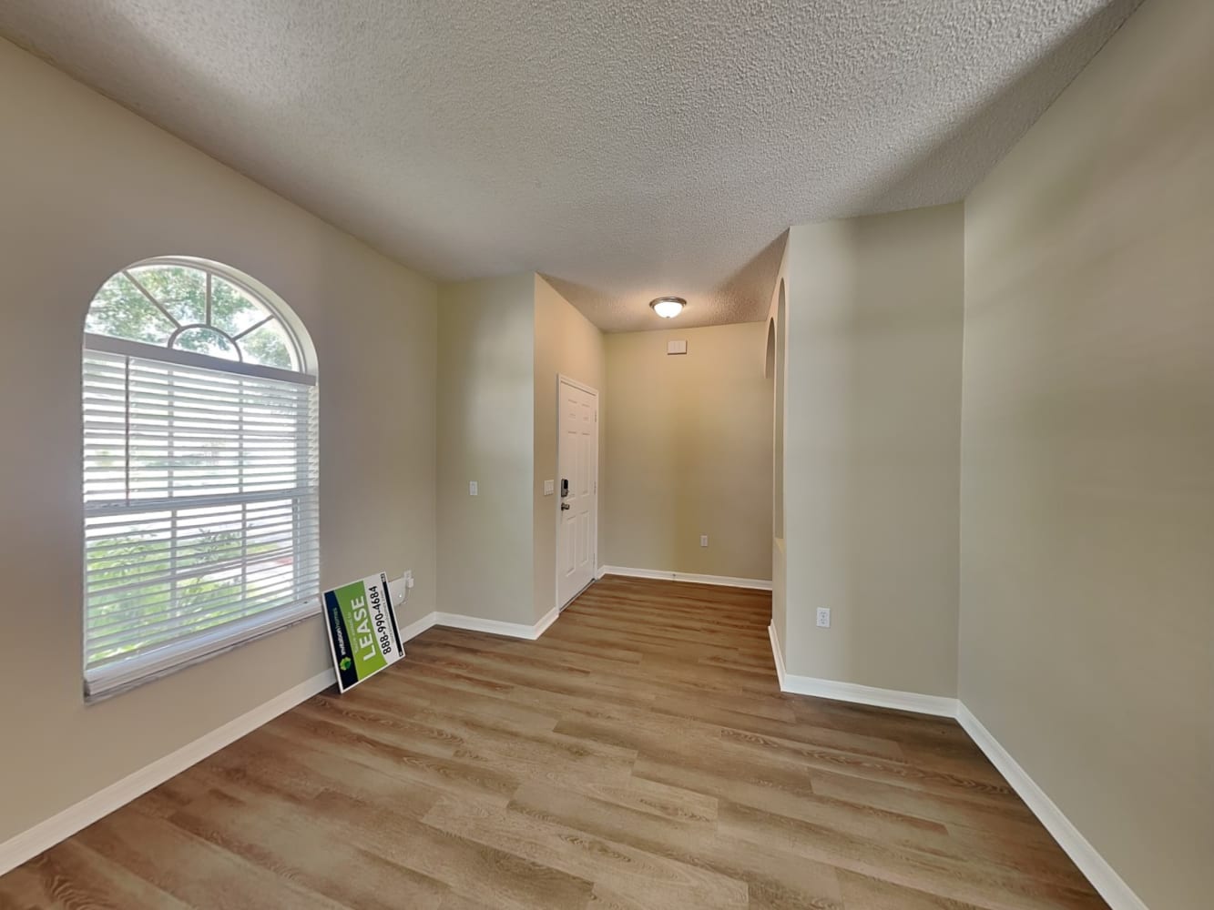 3808 Andover Cay Blvd photo 3