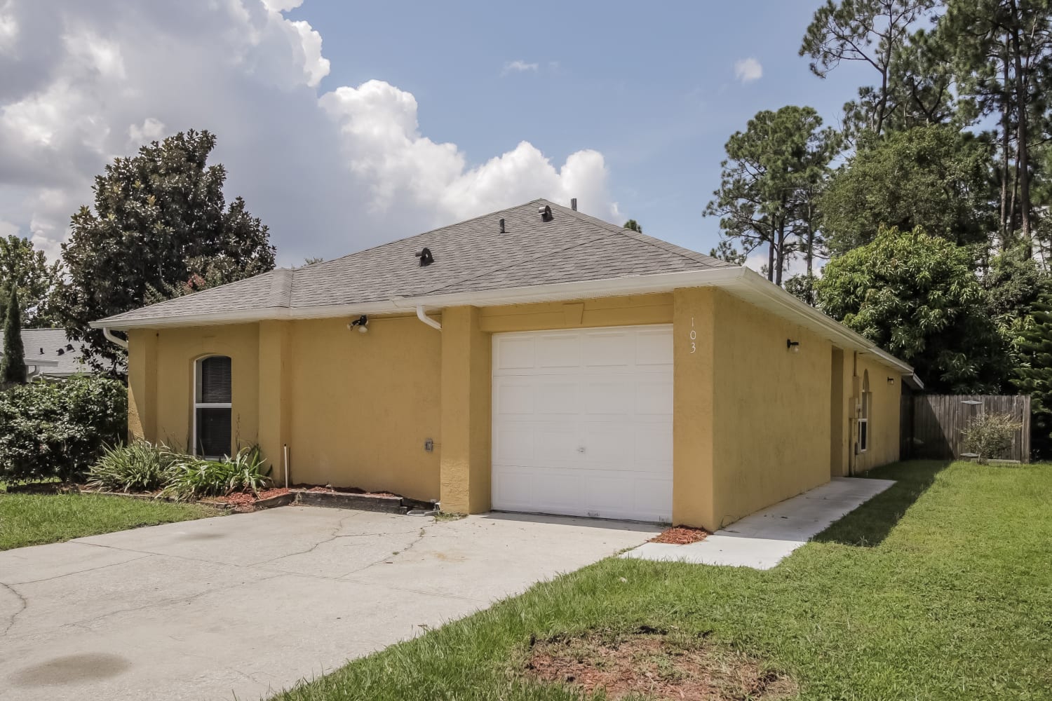 103 Broadarrow Pl photo 2