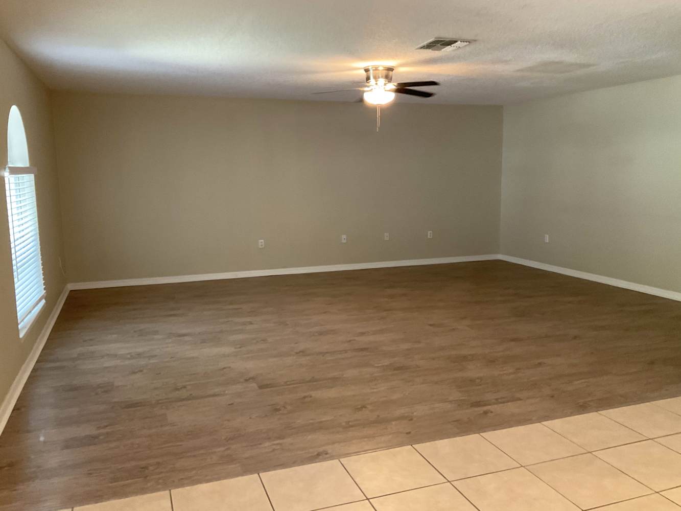 3859 Sunset Cove Dr photo 4