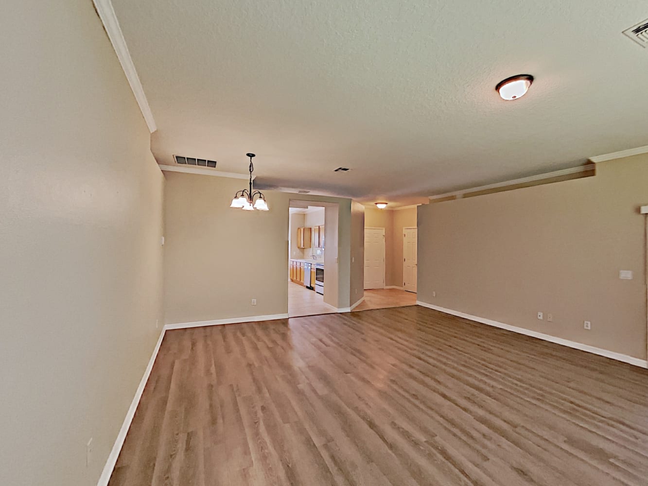3713 Fallscrest Cir photo 4