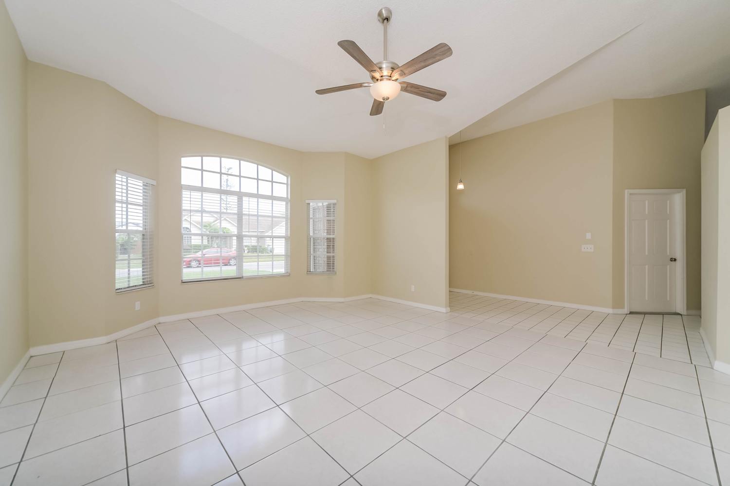 1440 Bradwell Dr photo 3