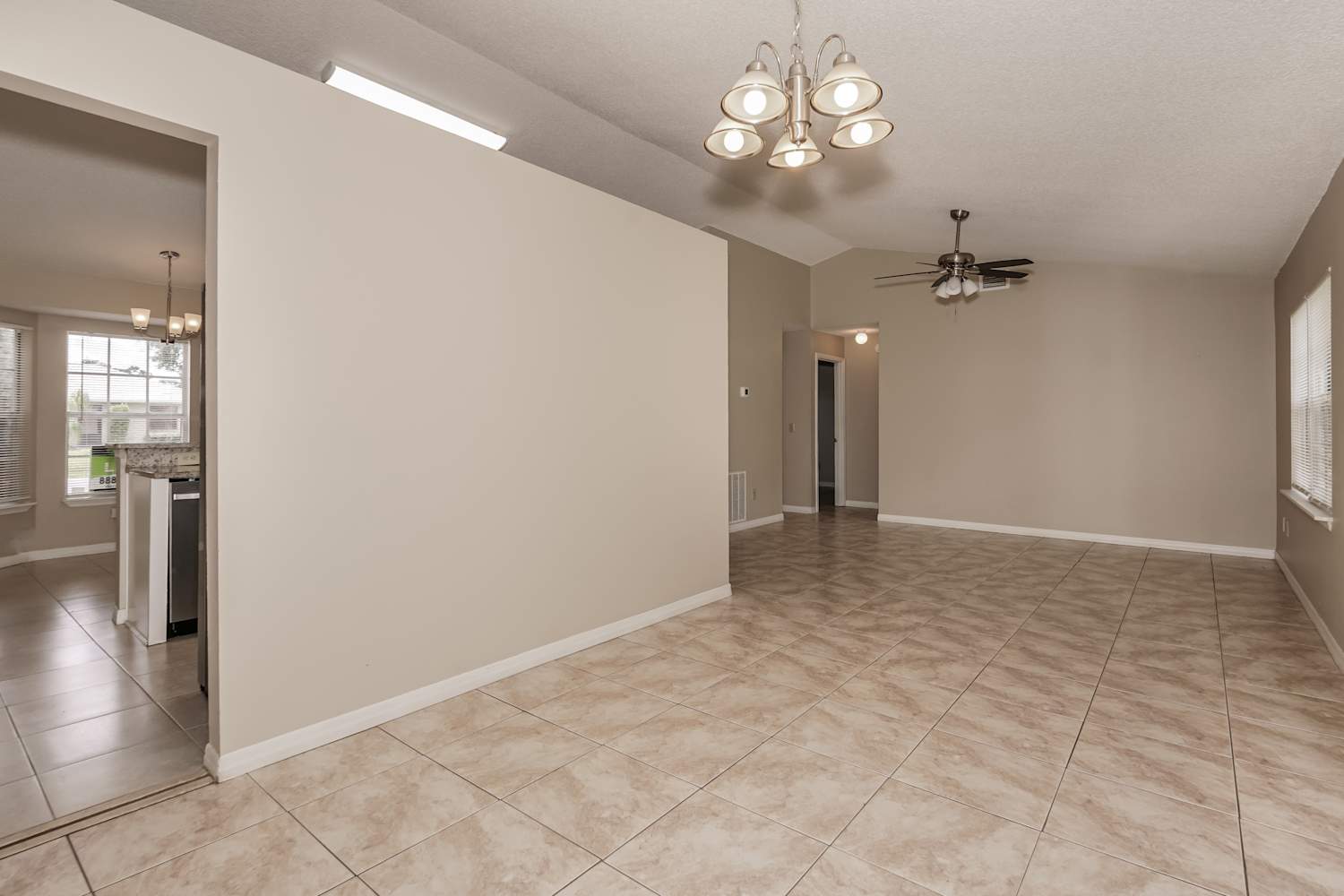 4490 Camberly St photo 5