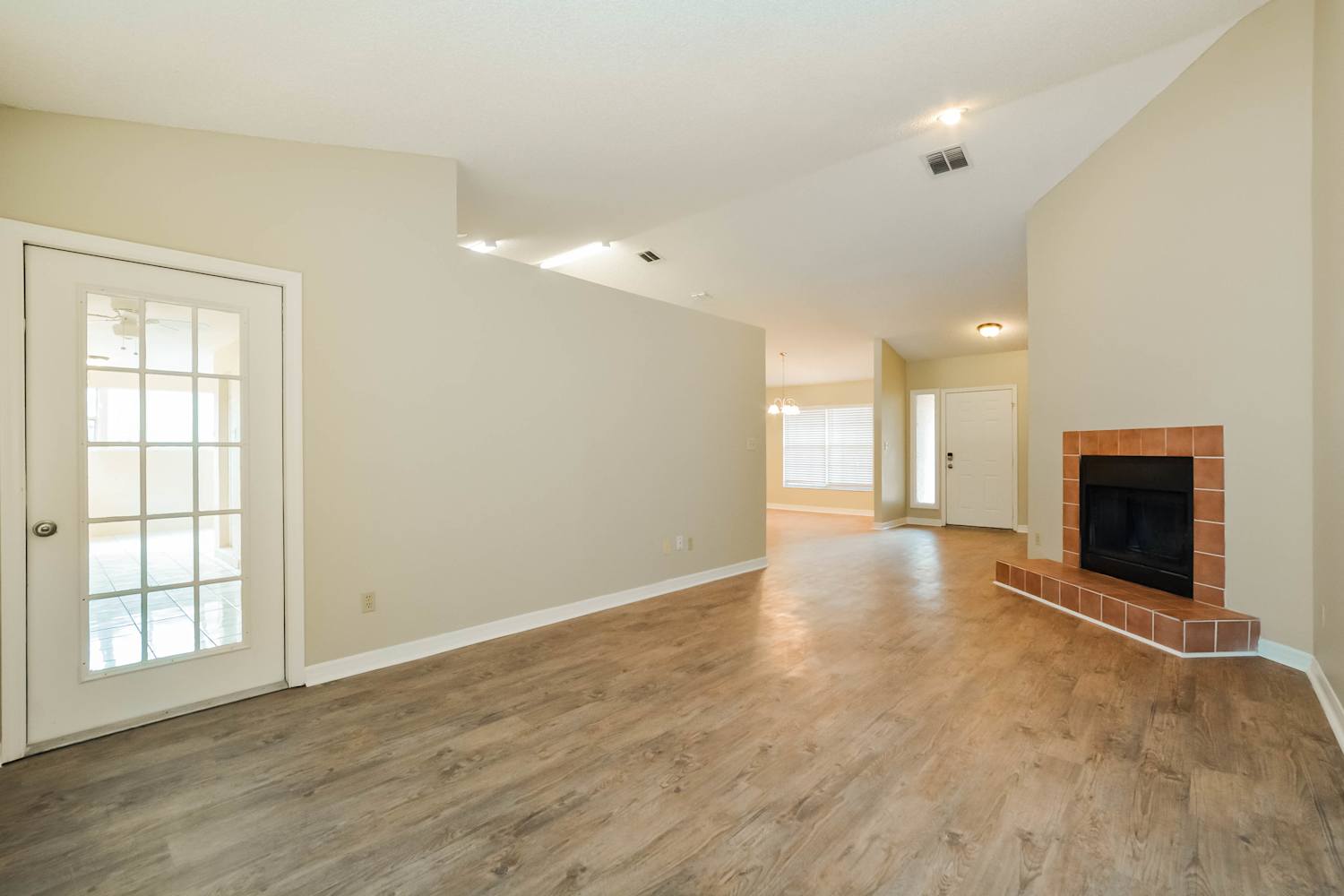 1217 Gema Pl photo 4
