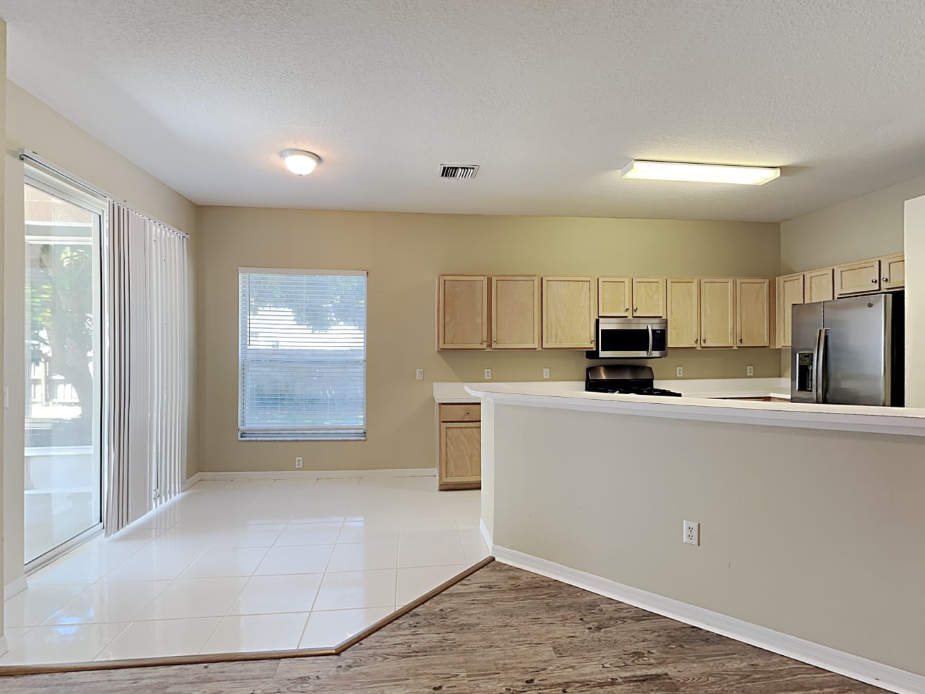 4835 Erin Ln photo 4