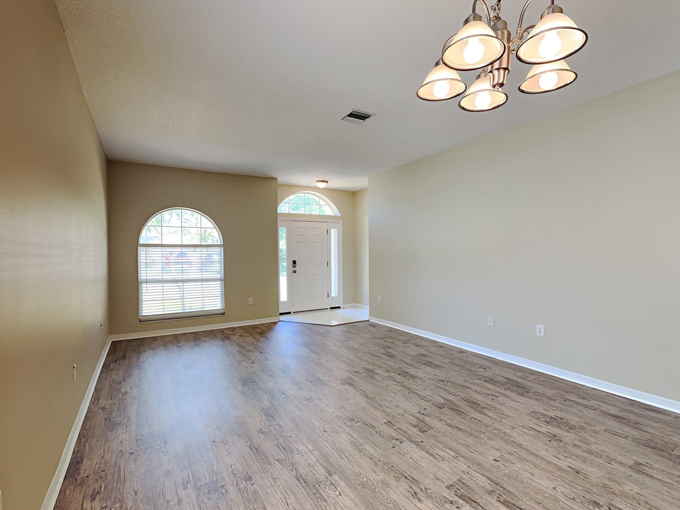 4835 Erin Ln photo 3