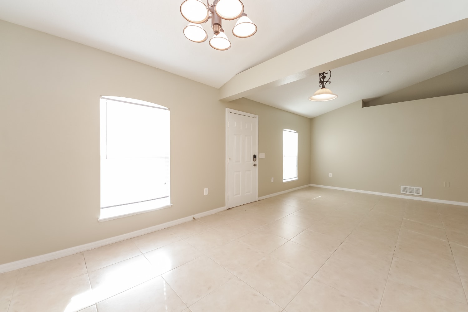 758 Del Prado Dr photo 3