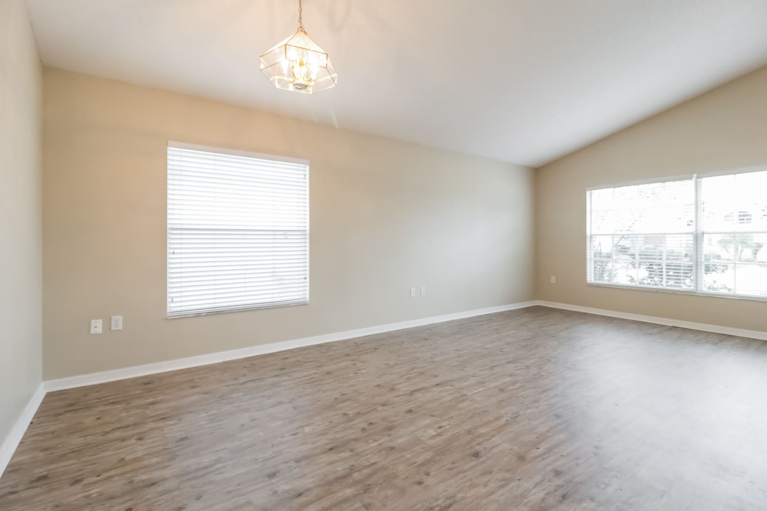 127 Rose Hill Trl photo 5