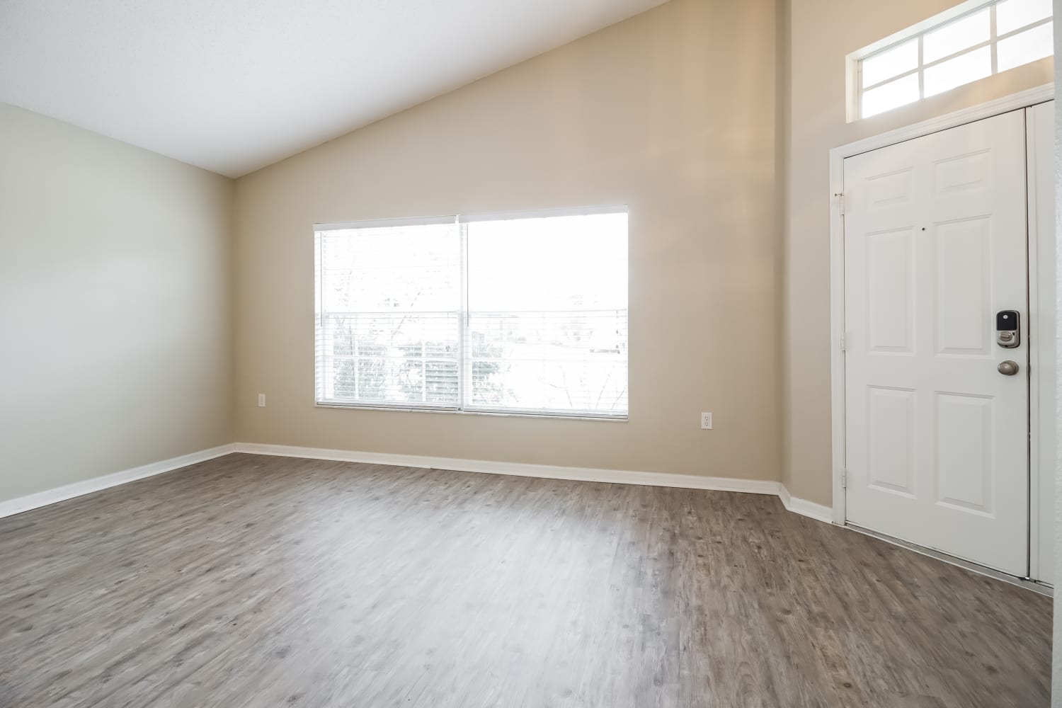127 Rose Hill Trl photo 4