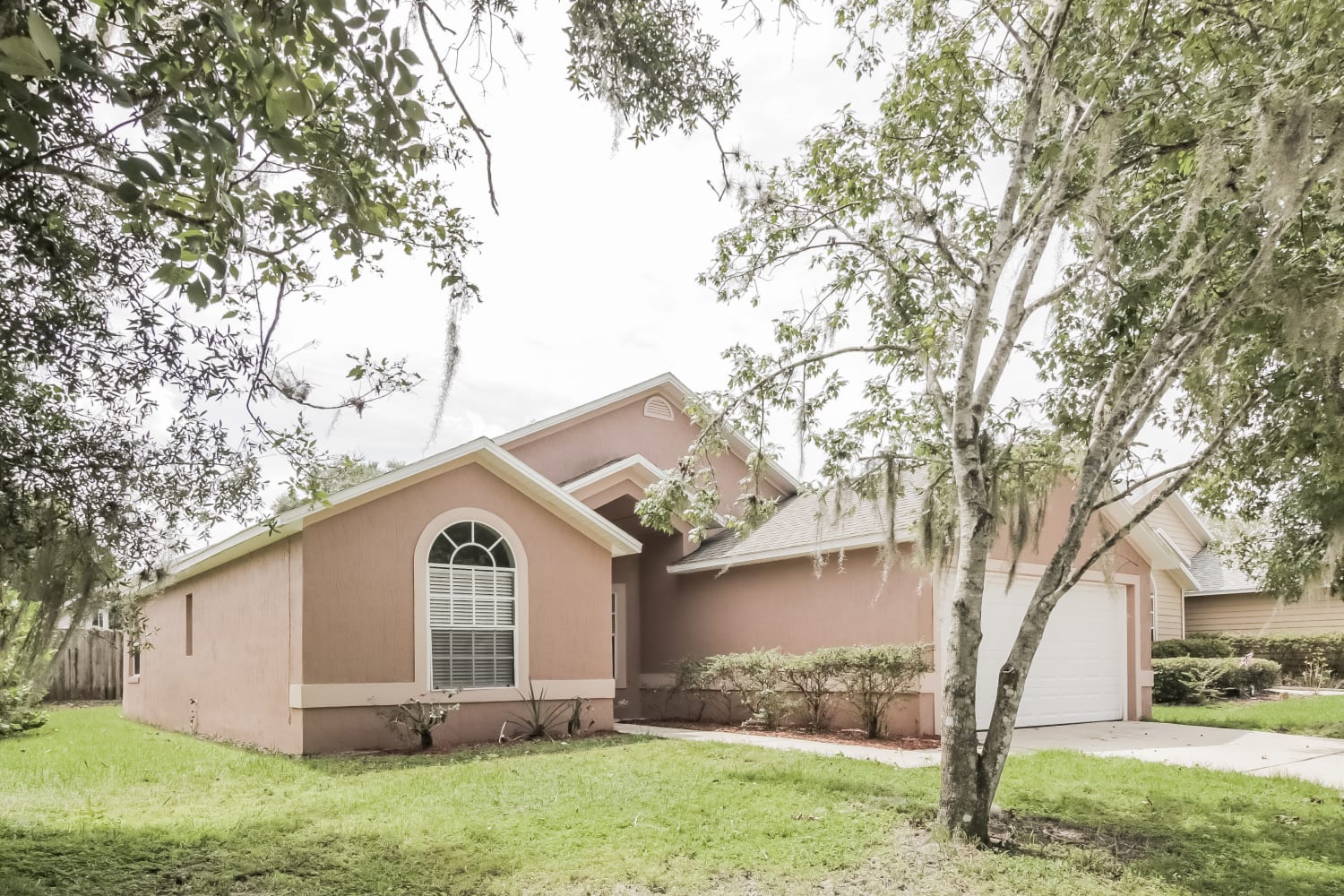 428 Lancers Dr photo 3