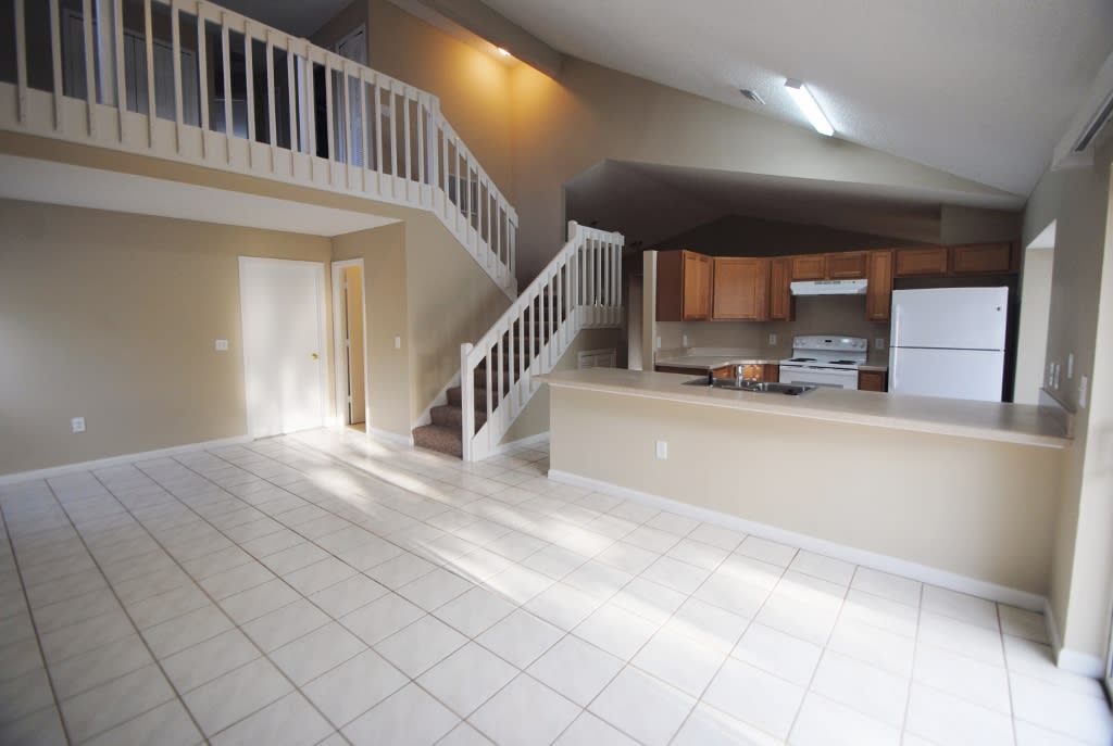 8030 Excalibur Ct photo 2