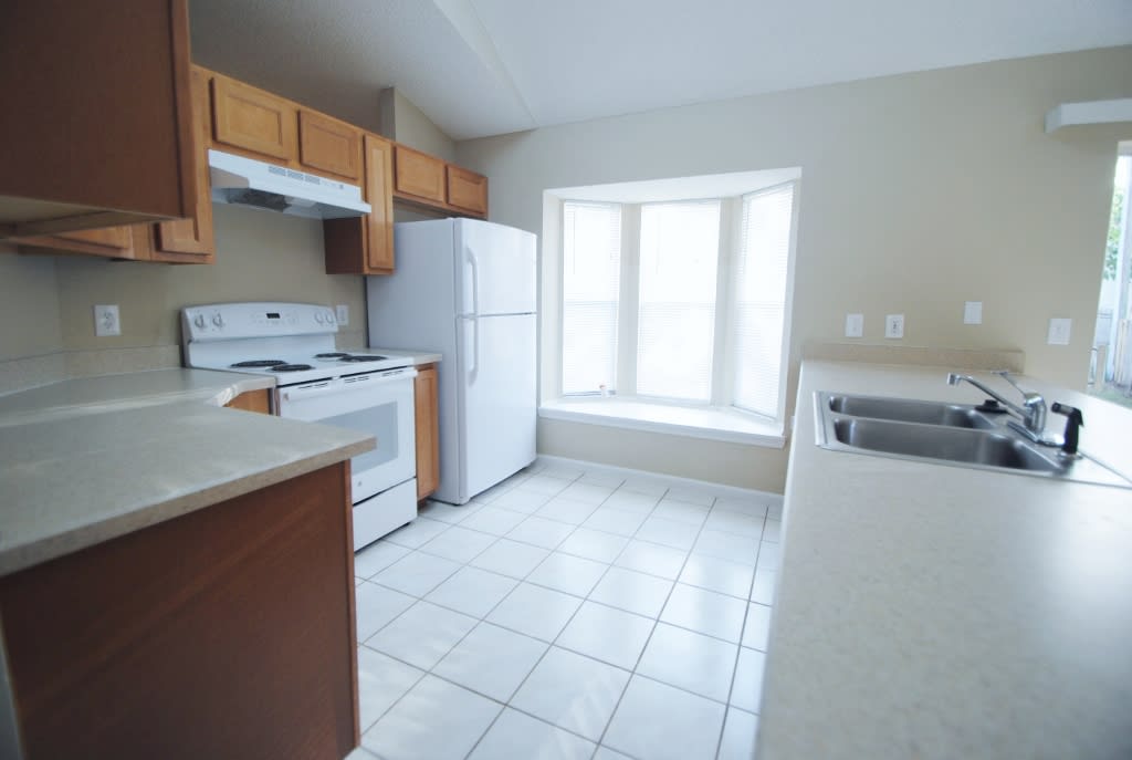 8030 Excalibur Ct photo 3