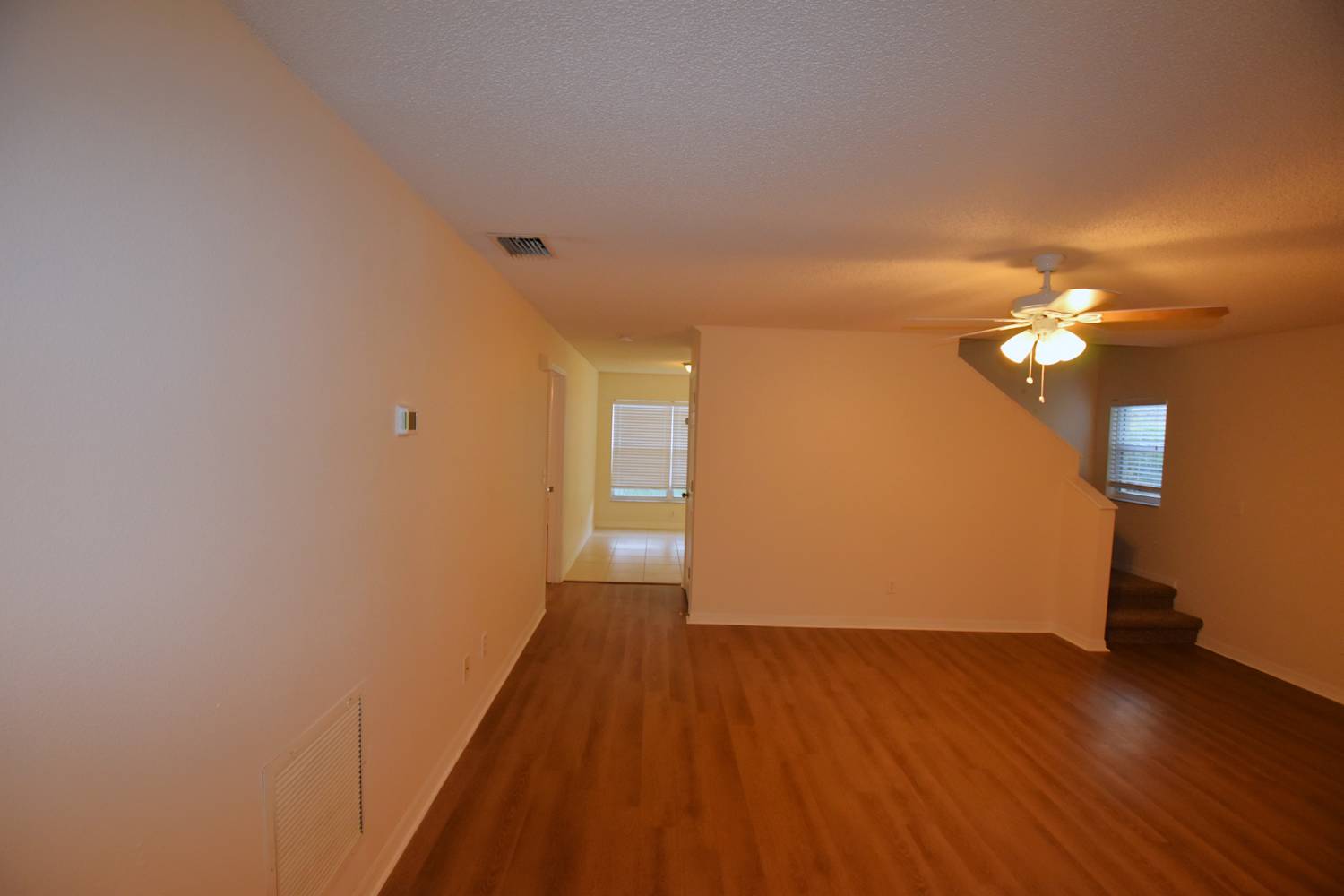 607 Cape Cod Cir photo 3