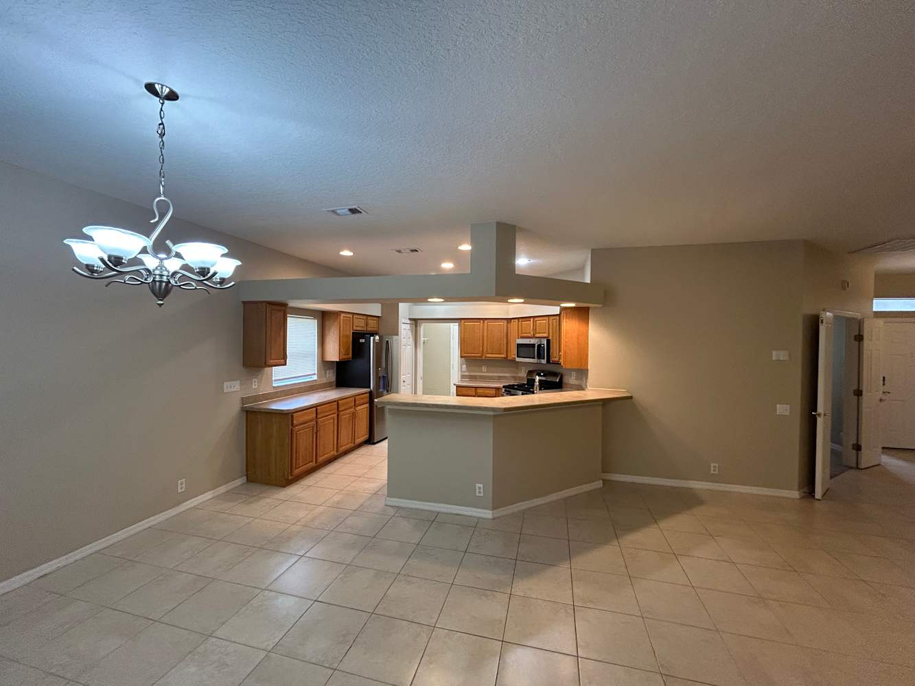 3816 Whistlewood Cir photo 3