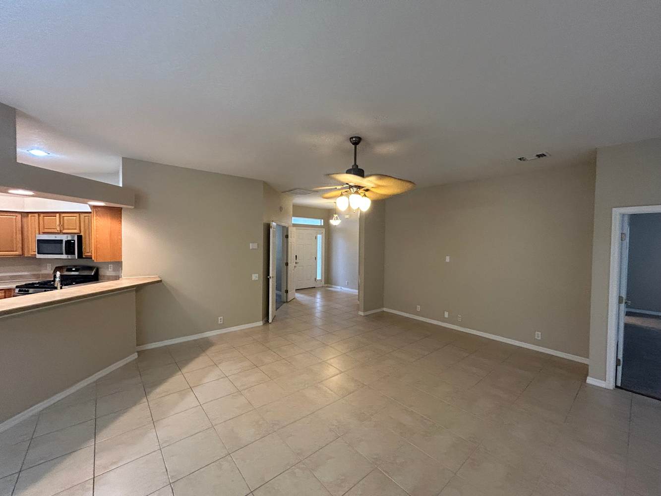 3816 Whistlewood Cir photo 4