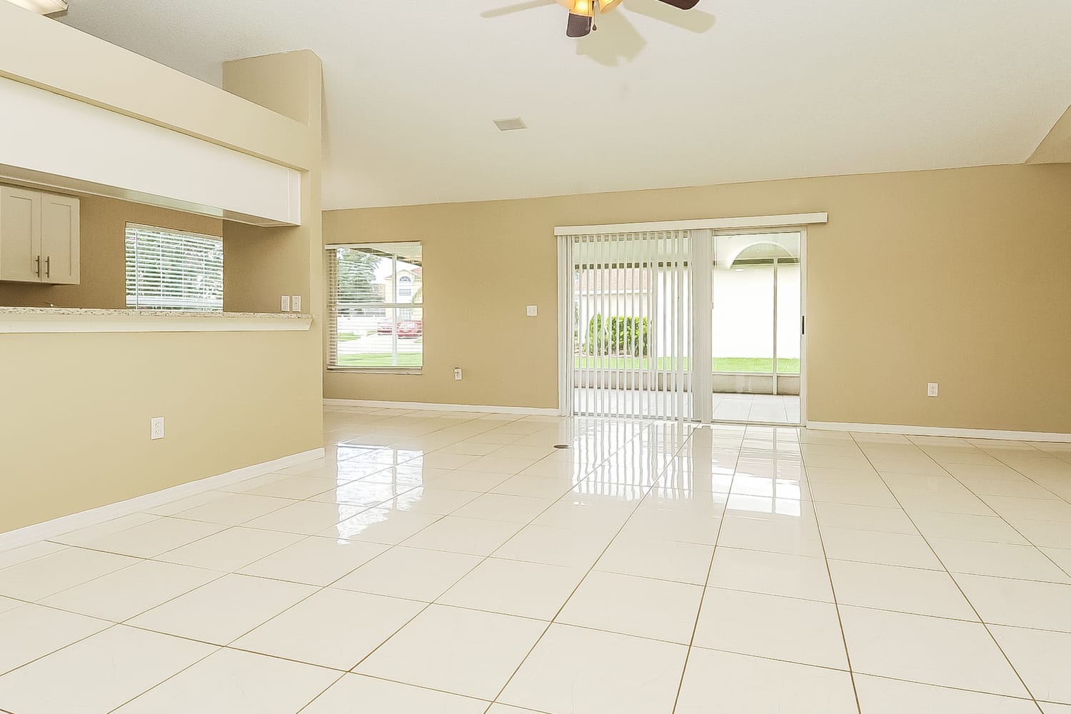 10819 Capstan Lake Dr photo 5