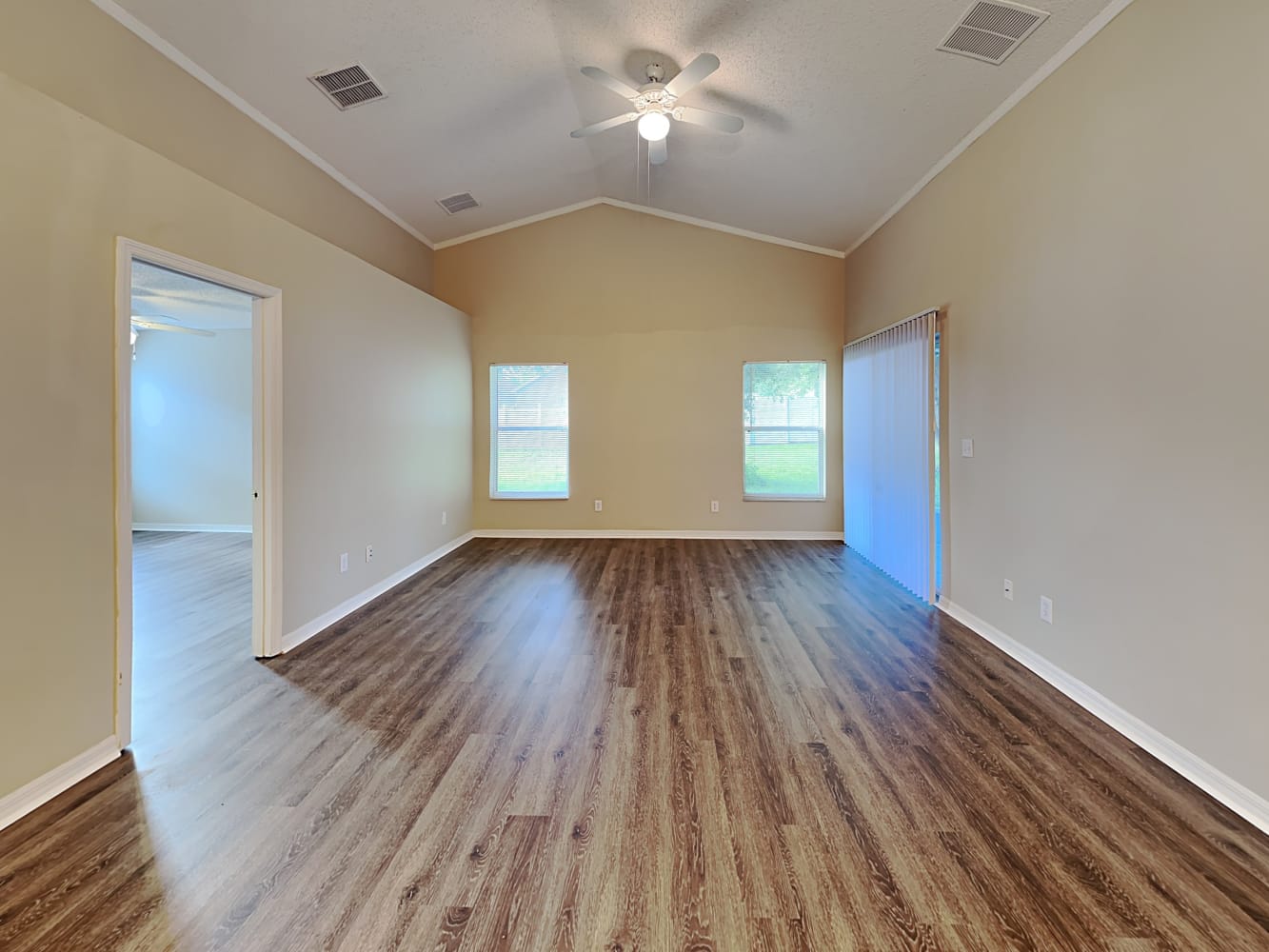 269 Delancey Dr photo 3