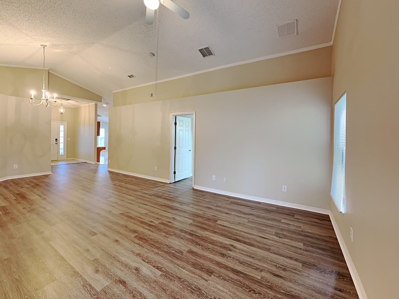 269 Delancey Dr photo 4