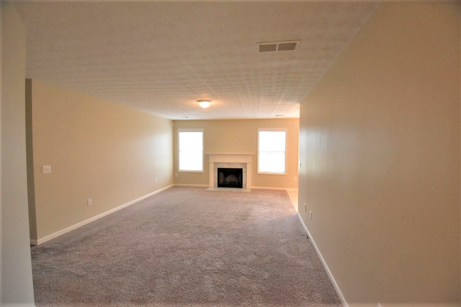 850 Fawnfield Dr photo 4