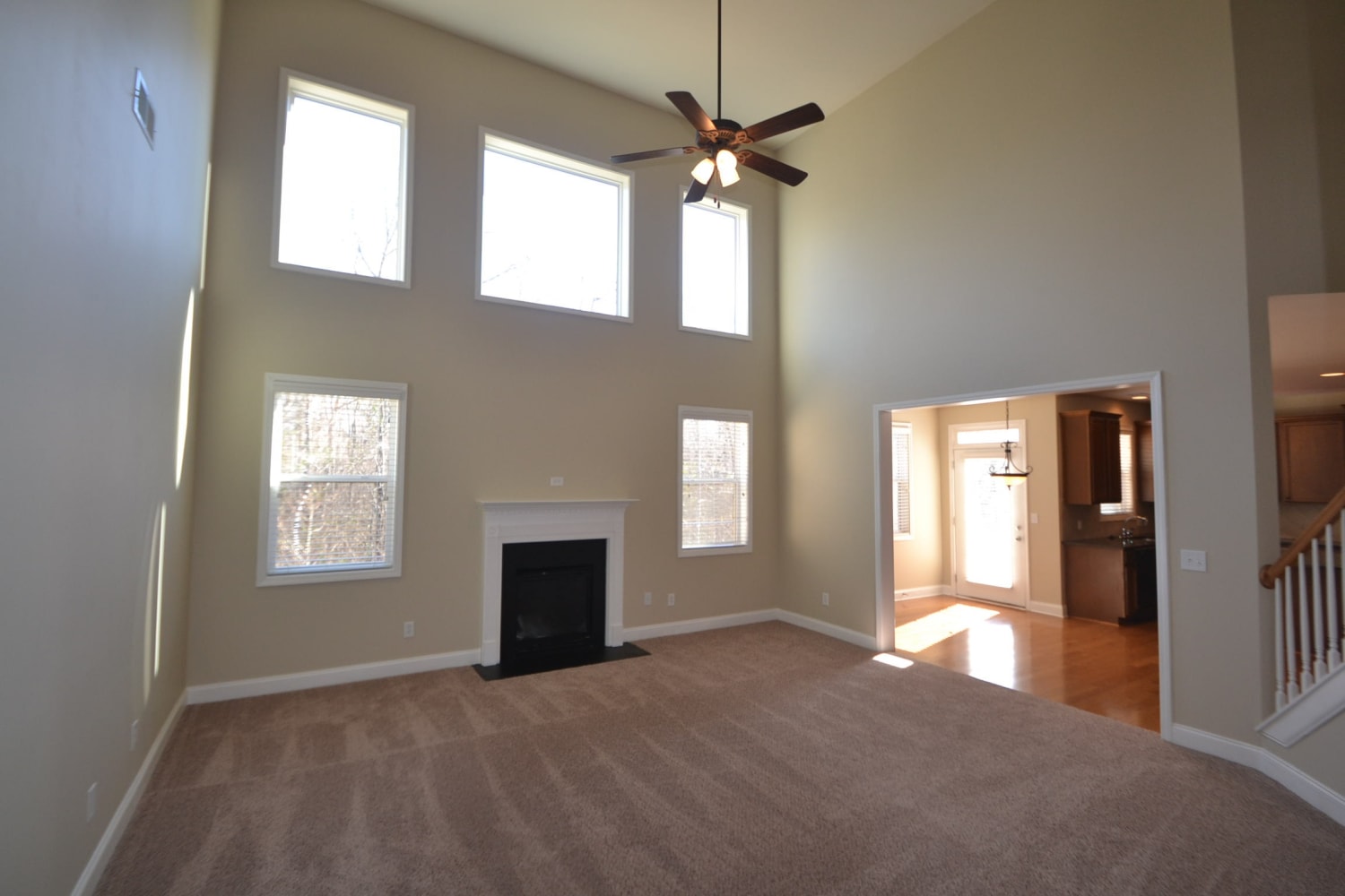 3410 Lynne Rd photo 2