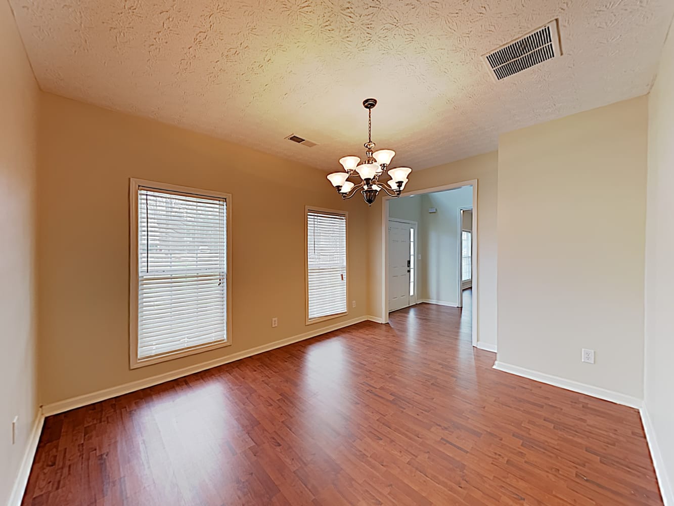 90 Ardella Dr photo 4