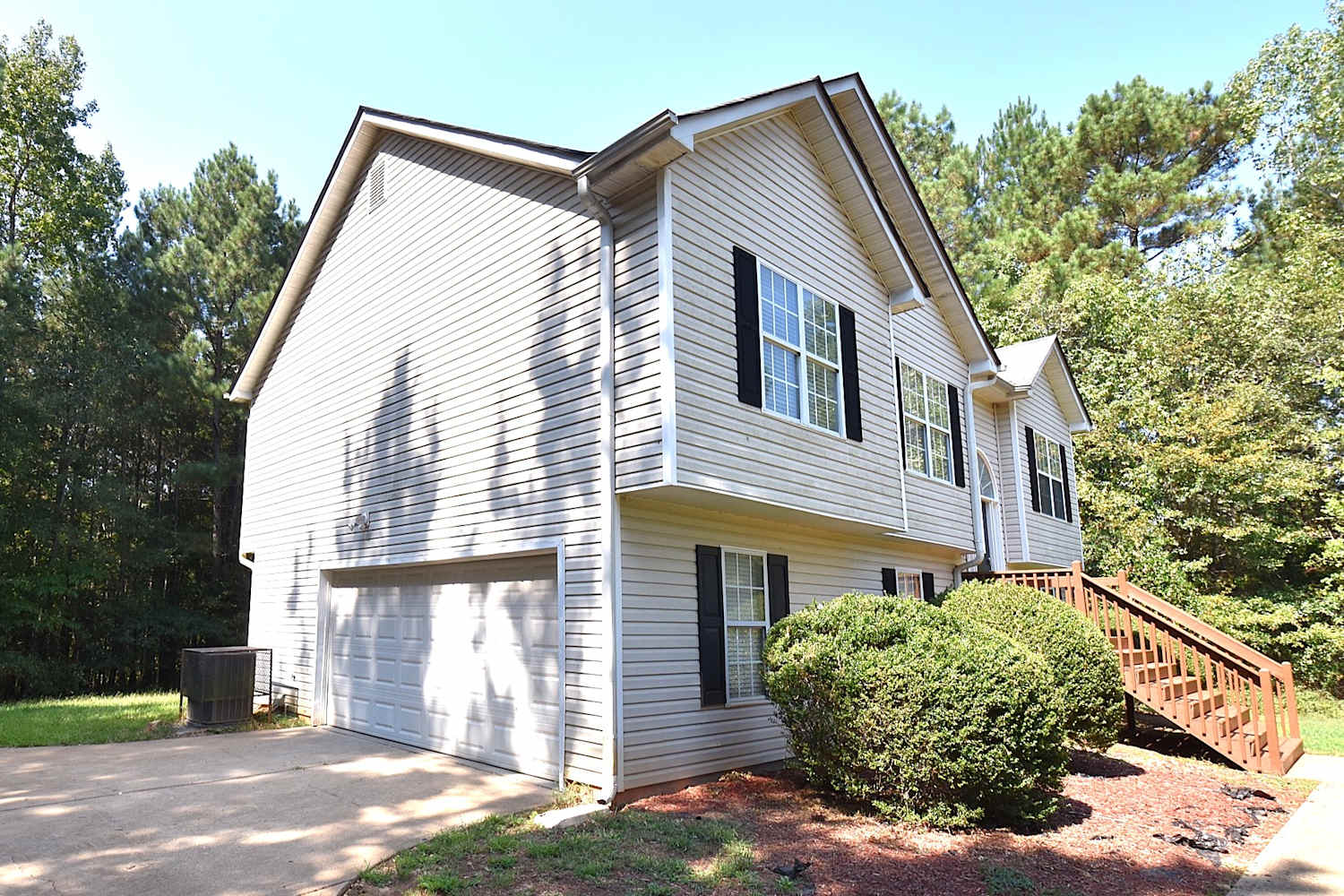 402 Parlor Cir photo 2