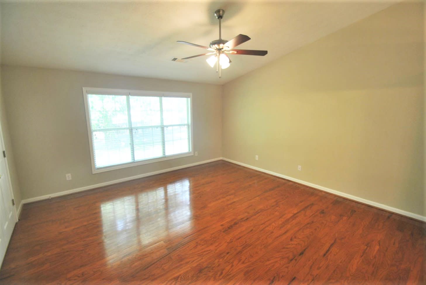 1255 Mill Shyre Way photo 2