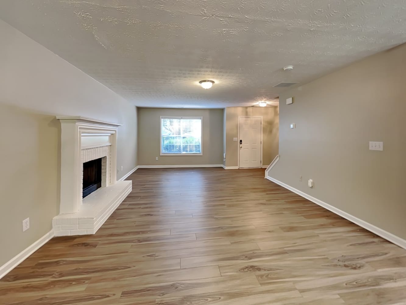 716 Adams Farm Ct photo 4