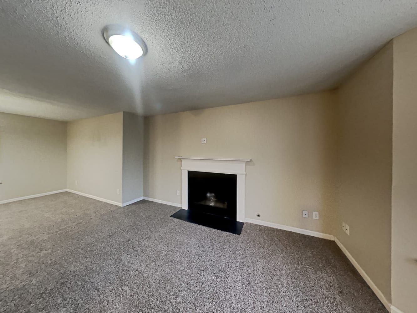 1610 Vinebrook Ter NW photo 5