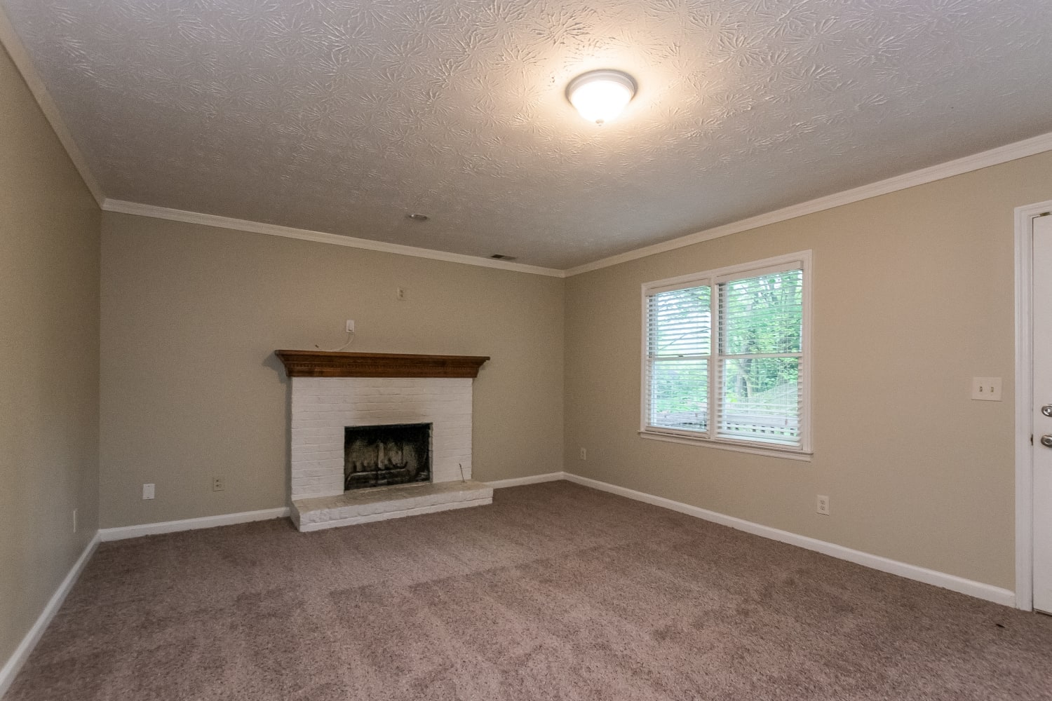 1166 Kings Arm Ct photo 3