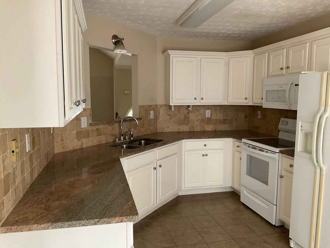 3567 Shoal Trail Dr photo 5