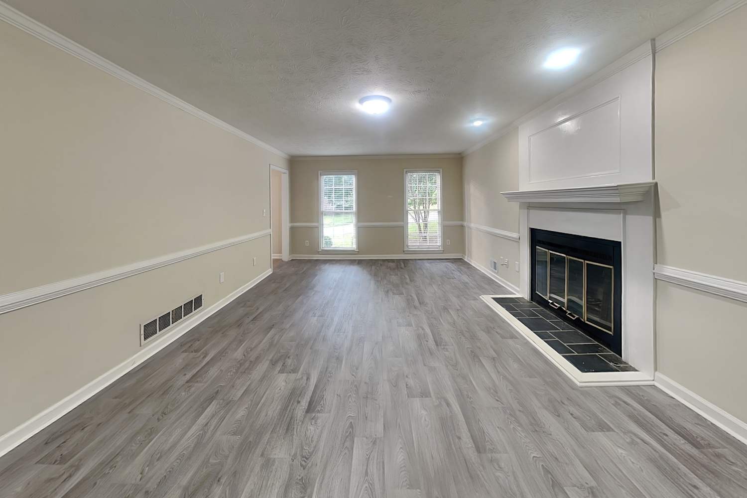4122 Deerbrook Way SW photo 5
