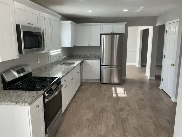 685 Meadows Ln photo 5