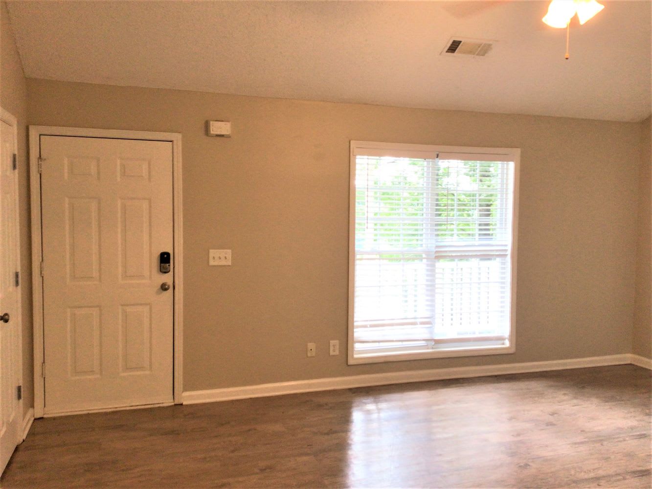 789 Gable Ct photo 2