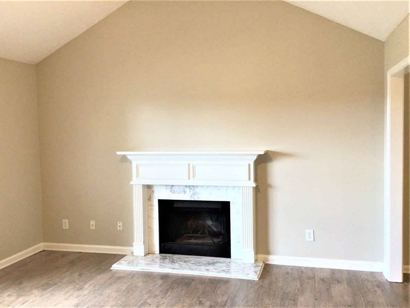 789 Gable Ct photo 3