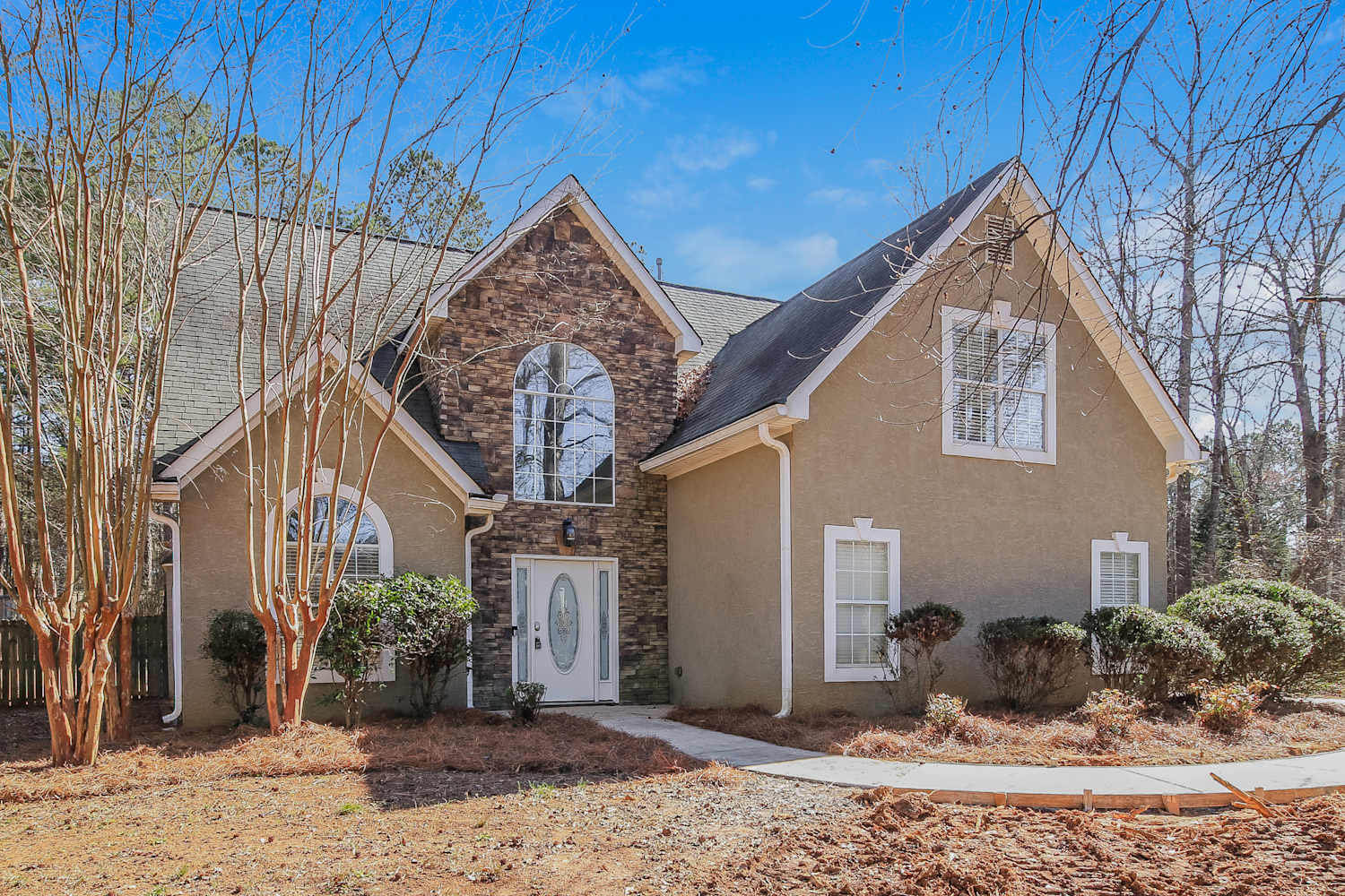 156 Wyckliffe Dr photo 4