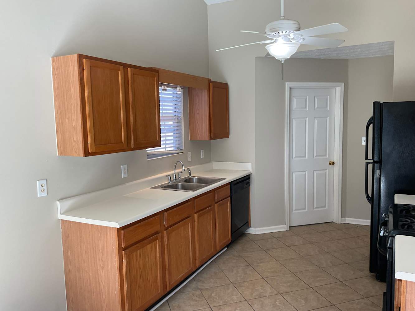 5290 Hillcrest Glenn Dr photo 5