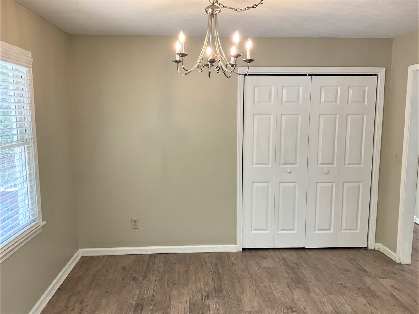 143 Gerri Dr photo 5