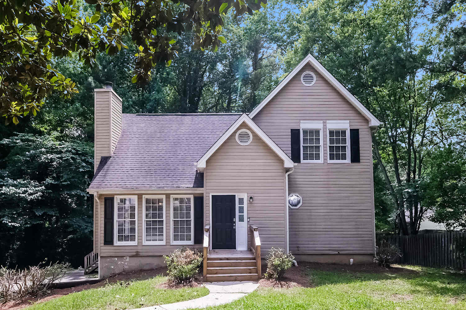 2711 Spring Ridge Cir photo 2