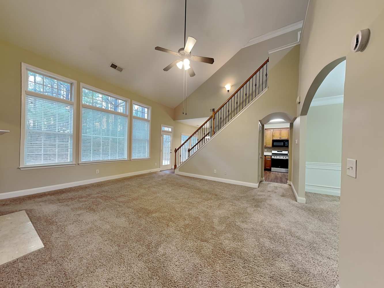 490 Roland Manor Dr photo 5