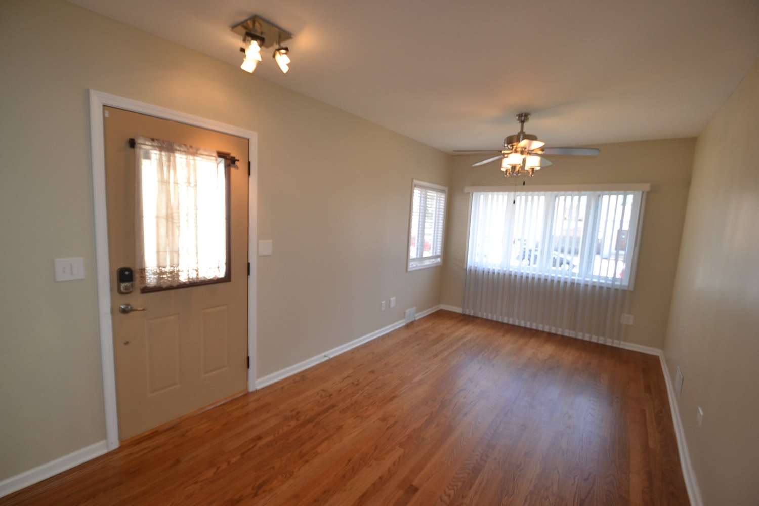 2418 N 75th Ct photo 2