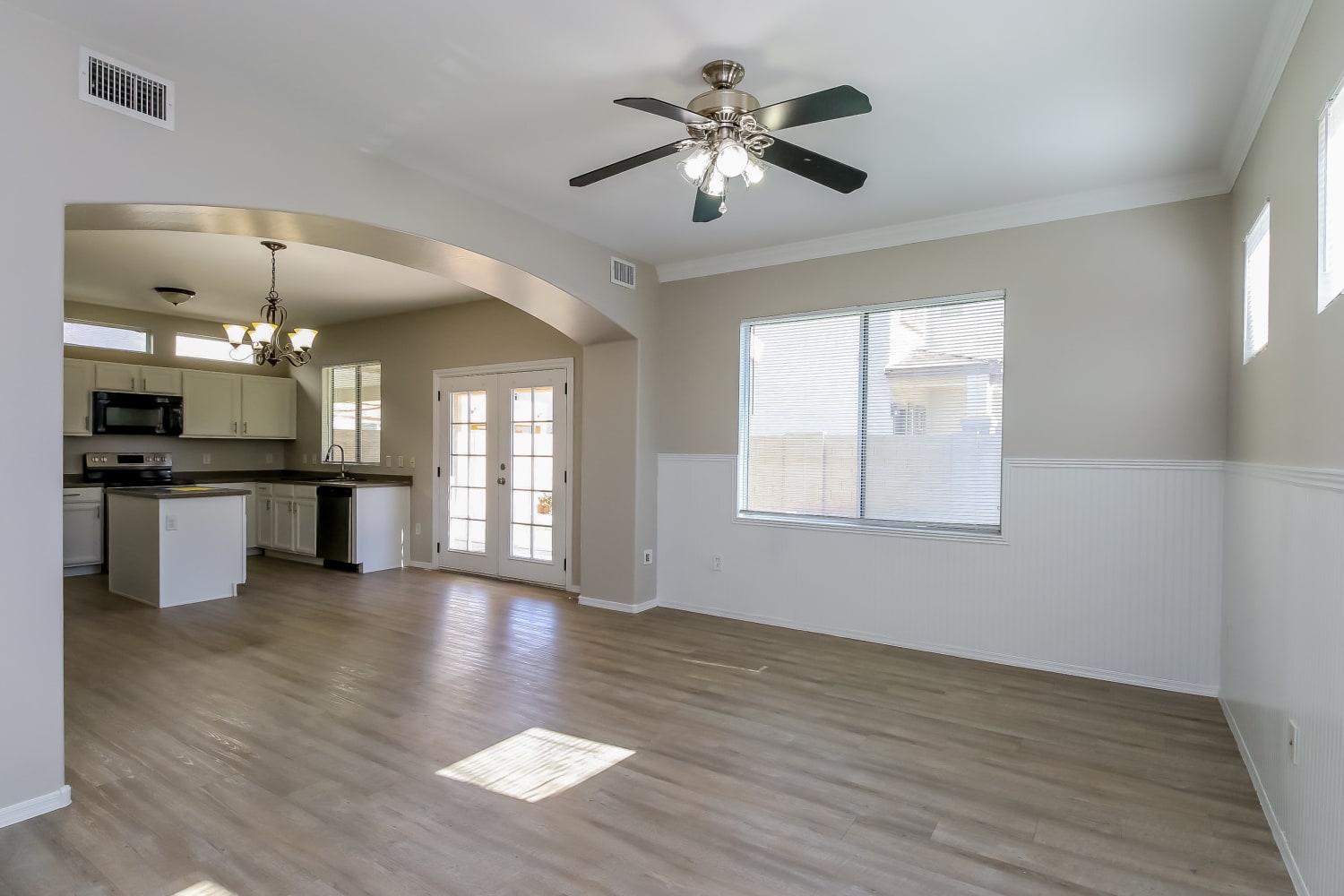 1397 S Hawk Lane photo 3