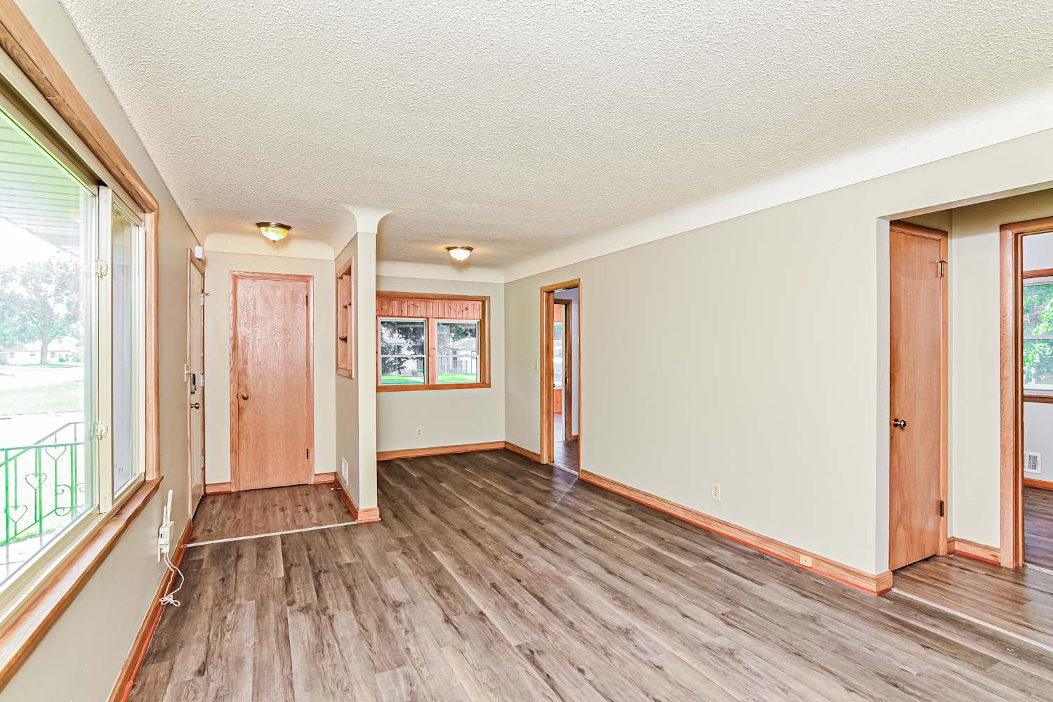 5801 Irving Ave N photo 5